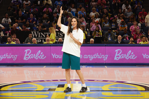 Barbie and WNBA legend Sue Bird unveiled the new Barbie brand campaign and slogan “Give Limitless Possibilities” at Fever x Sky WNBA game on Friday, 8/30 (Photo: Business Wire)