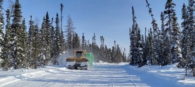 Figure 3: Mobilization of equipment along the winter road connecting the CV5 and CV13 pegmatites. (CNW Group/Patriot Battery Metals Inc.)